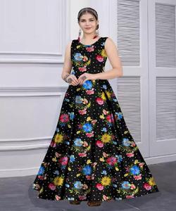 ชุดเดรสผ้าไหมพิมพ์ลายสำหรับผู้หญิงจากร้าน Salwar Kameez จากอินเดียและปากีสถาน - Product Image 2