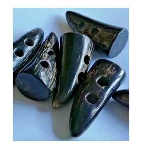 Bouton à bascule en corne de buffle à 2 trous de quantité minimale de commande bas pour l'utilisation de vêtement Bouton à bascule en gros Buffalo Ox très bon prix - Product Image 6
