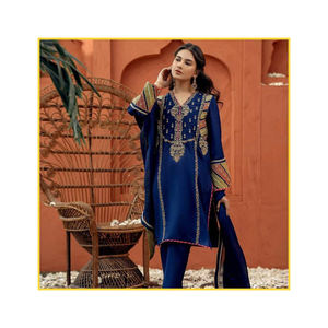 Belles robes décontractées indiennes et pakistanaises de pelouse avec impression sur chemise et dupatta costumes de marque de haute qualité vêtements ethniques - Product Image 5