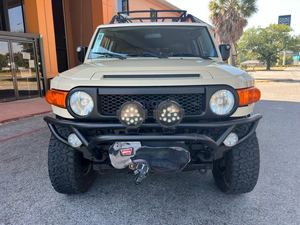 Oferta Especial: Toyota FJ Cruiser 4x4 Usado - ¡Listo para Enviar! - Product Image 3