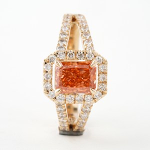 Bague de mariage en diamant CVD coupe brillante rayonnante de couleur Orange vif avec coupe ronde pavé réglage cadeau de fiançailles bague à tige fendue - Product Image 2