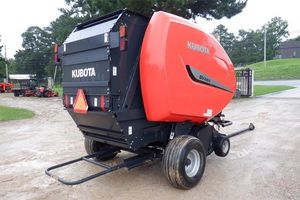 Presse à balles rondes / carrées pour foin KUBOTA BV4160 pour l'agriculture - Product Image 3