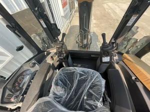 New Case 695SVS4 Chargeuse-pelleteuse - Product Image 6