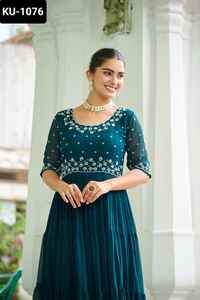 Collection de robes de fantaisie indiennes traditionnelles avec broderie de perles pour mariage et festival Salwar Kameez Suit - Product Image 2