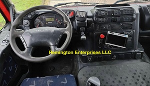 Camion benne Iveco Trakker 6X4 d'occasion 2012, capacité 41t, moteur diesel, transport lourd, direction à gauche - Product Image 6