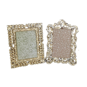 Cadres photo modernes en aluminium au fini or antique pour la décoration de la chambre à coucher et du salon pour les occasions d'anniversaire et de ramadan - Product Image 6