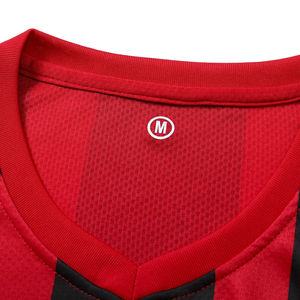 Uniformes de Fútbol Personalizados al por Mayor, Camisetas y Pantalones Cortos de Alta Calidad para Equipos Profesionales, Servicio OEM, Producción en Masa, Secado Rápido - Product Image 4