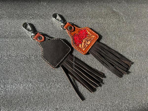 Nouveau véritable fabriqué à la main couleur véritable cuir repoussé mignon charmant gland porte-clés Offre Spéciale Style occidental moderne Floral porte-clés - Product Image 2