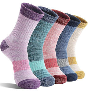 Chaussettes habillées d'hiver pour hommes de haute qualité 2026, motif de dessin animé, confortables, écologiques, respirantes, séchage rapide, respectueuses de la peau - Product Image 1