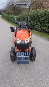 4WD รถแทรกเตอร์ B2301HSD คูโบต้าอะไหล่แท้ที่เชื่อถือได้ - Product Image 6