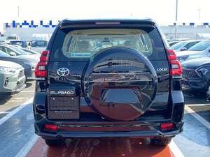 Performances Supérieures Luxe : <span class=keywords><strong>Voiture</strong></span> d'<span class=keywords><strong>occasion</strong></span> TOYOTA PRADO VXR 4.0L Modèle 2023 Essence SUV 4x4 Prête à être expédiée dans le monde entier - Product Image 5