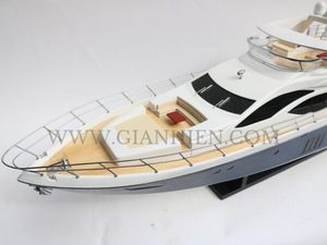 Gia Nhien Fabricant Approuvé Conception Personnalisée quantité minimale de commande Basse YACHT À MOTEUR AZIMUT 82-COQUE BLEUE PEINTE-BATEAU DE VITESSE EN BOIS - Product Image 6