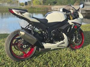 Suzuki GSX-R750Z d'occasion 2024 disponible à la vente - Product Image 4