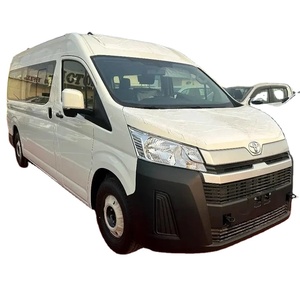Fourgonnette d'occasion 2025 Hi Passagers Van H300 3.5 MT Euro VI Dark AWD Intérieur impeccable Volant à gauche/droite Sièges en cuir - Product Image 2