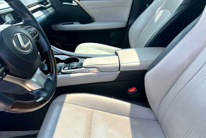 Offre exceptionnelle : Lexus RX 350 F SPORT d'occasion - Prêt à être expédié - Product Image 6
