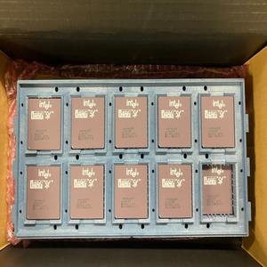 Venta al por mayor de chatarra vintage para CPU de 64 bits con zócalo AM4 de 650MHz 486SX A80486SX-33 SX902 SX979 SX931 para recuperación de oro - Product Image 1