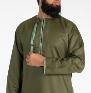 Vêtements pour hommes musulmans, robe arabe du Moyen-Orient, robe ample de Dubaï, robe islamique pour hommes, thobe arabe, teinture verte, teinture grise personnalisée, tussle - Product Image 6