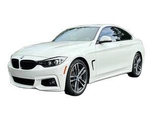 Sedán de Lujo Usado 2023, Potente Motor de Aspiración Natural, 2 Puertas, Auto de Alto Rendimiento, Características Premium, Transmisión Automática, Panorámico - Product Image 1