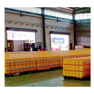 Huile de tournesol comestible pure de haute qualité pressée à froid pour une cuisine saine - Product Image 6