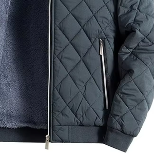 Veste d'hiver matelassée personnalisée pour homme, légère, en nylon, col montant, respirante, grandes tailles, fabricant OEM en gros - Product Image 6