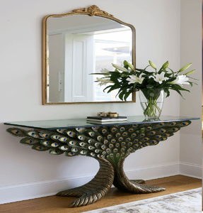 Base de mesa consola con plumas de pavo real majestuosas. Artesanía artística en metal para pasillos. Disponible a precios de mayoreo. - Product Image 1