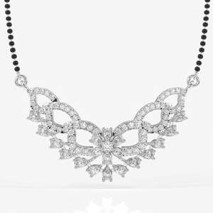 Mangalsutra pour femme en or 18 carats avec diamants Moissanite ronds et en forme de poire – Bijou élégant en or 18 carats - Product Image 4