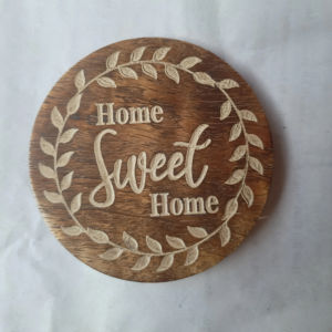 ที่รองแก้วทำด้วยมือทำจากไม้พร้อมลายเส้นน่ารักสั่งทำได้ที่นี่-ถาดรองแก้วแกะสลักทำด้วยมือ - Product Image 1