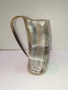 Tasse de corne à boire en céramique de sculpture Viking personnalisée artisanale corne naturelle hautement polie d'Inde pour le vin et la bière - Product Image 3