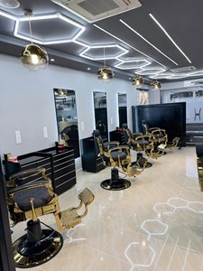 Barber <b>Chair</b> Styling Reclining Hydraulic <b>Gold</b> Frame Black Faux Leather Seat Adjustable Height Round Base Barbershop Furniture - Product Image 5