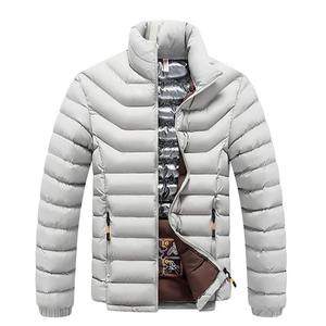 Veste matelassée brillante pour homme sur mesure, col montant, logo frontal, fabricant OEM, vêtements d'extérieur chauds, designs de haute qualité - Product Image 4