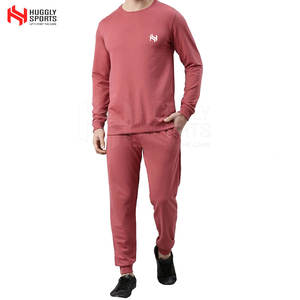 Venta al por mayor de alta calidad de los hombres 100% de algodón de la calle chándal de moda patrón sólido para el invierno - Product Image 1