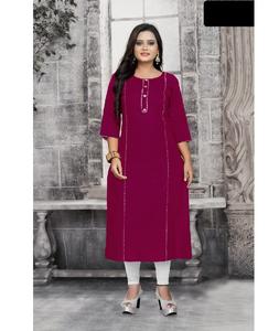 Kurtis uni avec motif de boutons, grande taille disponible pour les femmes Dernières tenues décontractées et pour les festivals - Product Image 1