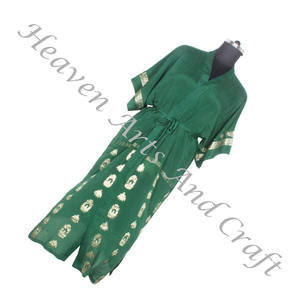 KL007 Kimono de seda Vintage hecho a mano, hermosa bata larga con bolsillos y cinturón para ropa de dormir - Product Image 5