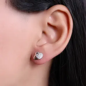 Boucles d'oreilles tendance en forme de cœur vintage pour femmes, argent 925 avec diamant CZ taille princesse, motif à vis, matériau en laiton, cadeau - Product Image 2