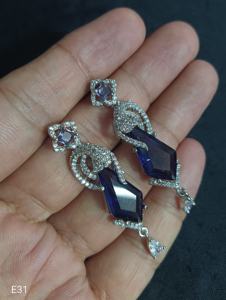 PENDIENTES DE ESTILO CLÁSICO DE DIAMANTE AMERICANO TRADICIONAL Y DE MODA Y PENDIENTES DE REGALOS DE CUMPLEAÑOS Y NAVIDAD - Product Image 3