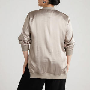 Chaqueta bomber de invierno con aislamiento Premium para hombres y mujeres con impresión de logotipo personalizado y diseño elegante y cómodo - Product Image 5