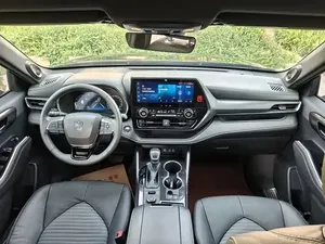 2025 Crown Kluger Low Mileage Turbo R18 Tyre Automatic Transmission <b>Panoramic</b> Sunroof LED Headlights Left Hand - Product Image 3