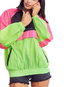 Chaqueta cortavientos para mujer, con parches de colores personalizados, de secado rápido, transpirable, impermeable, para verano. - Product Image 3