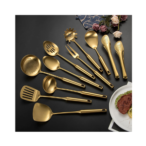 Cucharón de latón Cuchara Cucharones de cocina Cuchara 12 piezas Utensilios de cocina Artículos de hotel Cuchara de latón Accesorio decorativo - Product Image 1