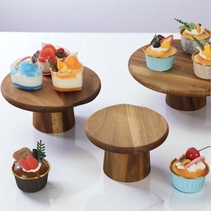 Soportes para Tartas de madera maciza hechos a mano acabado natural ecológico para panadería - Product Image 2