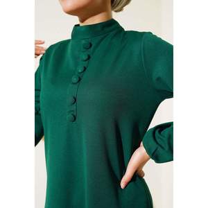 ชุดเสื้อ2ชิ้นประดับกระดุมมรกต - Product Image 4