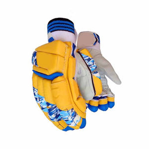 Gants de cricket en cuir de haute qualité pour enfants, taille/couleur/design personnalisables, fermeture à boucle, légers et durables - Product Image 5