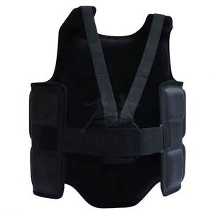 Protecteur de poitrine avec rembourrage en mousse pour l'absorption des chocs et le confort Design ergonomique Protecteur de poitrine pour une gamme complète de mouvements - Product Image 2