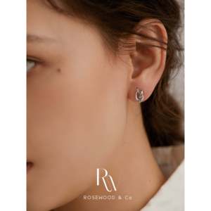 Orecchini a Perno con Nodo Delicato Placcati in Oro Bianco, Design Geometrico Trendy in Rame e Lega per Matrimoni, Feste e Regali - Product Image 6