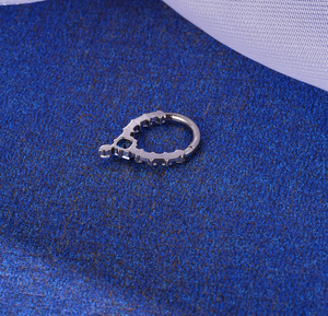 Anillo <span class=keywords><strong>de</strong></span> Nariz <span class=keywords><strong>de</strong></span> Titanio G23 con Segmento Articulado y Cristal Blanco, Diseño <span class=keywords><strong>de</strong></span> Anillo Cerrado, Joyería Corporal Unisex para Oficina/Trabajo/Boda - Product Image 4