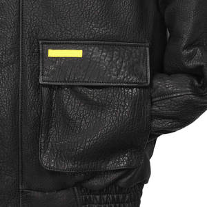 Chaqueta Bomber Negra Personalizada Unisex OEM al por Mayor Impermeable con Cuello Mao, Logotipo Frontal y Capucha para la Temporada de Invierno - Product Image 3