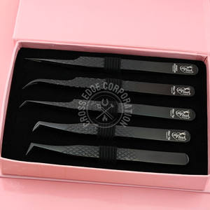 Hot Selling Eyelash Extension Tweezer 90 Degree Curved Classic Fiber Tip Straight Isolation Nonslip Grip <b>Tool</b> - Product Image 3