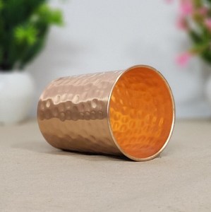 Ensemble de 2 verres en cuivre martelé de qualité supérieure avec poignées en laiton Boissons intelligentes pour Moscou Mule Cocktails Bière Whisky Cuisine Bar Utilisation - Product Image 5