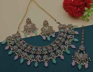 Nuevo diseño chapado en oro tradicional gota perla y Kundan tachonado pendiente Mangtika gargantilla collar conjunto y conjunto de joyería para mujer - Product Image 4