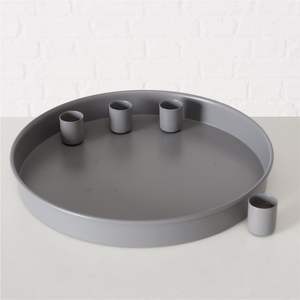ถาดใส่เทียนทรงกลมแบบมินิมอล สีเบจด้าน 4 ช่อง ทำจากเหล็ก สำหรับวางเทียนทรงเรียว สไตล์สแกนดิเนเวียน เหมาะสำหรับตกแต่งห้องนั่งเล่น - Product Image 4